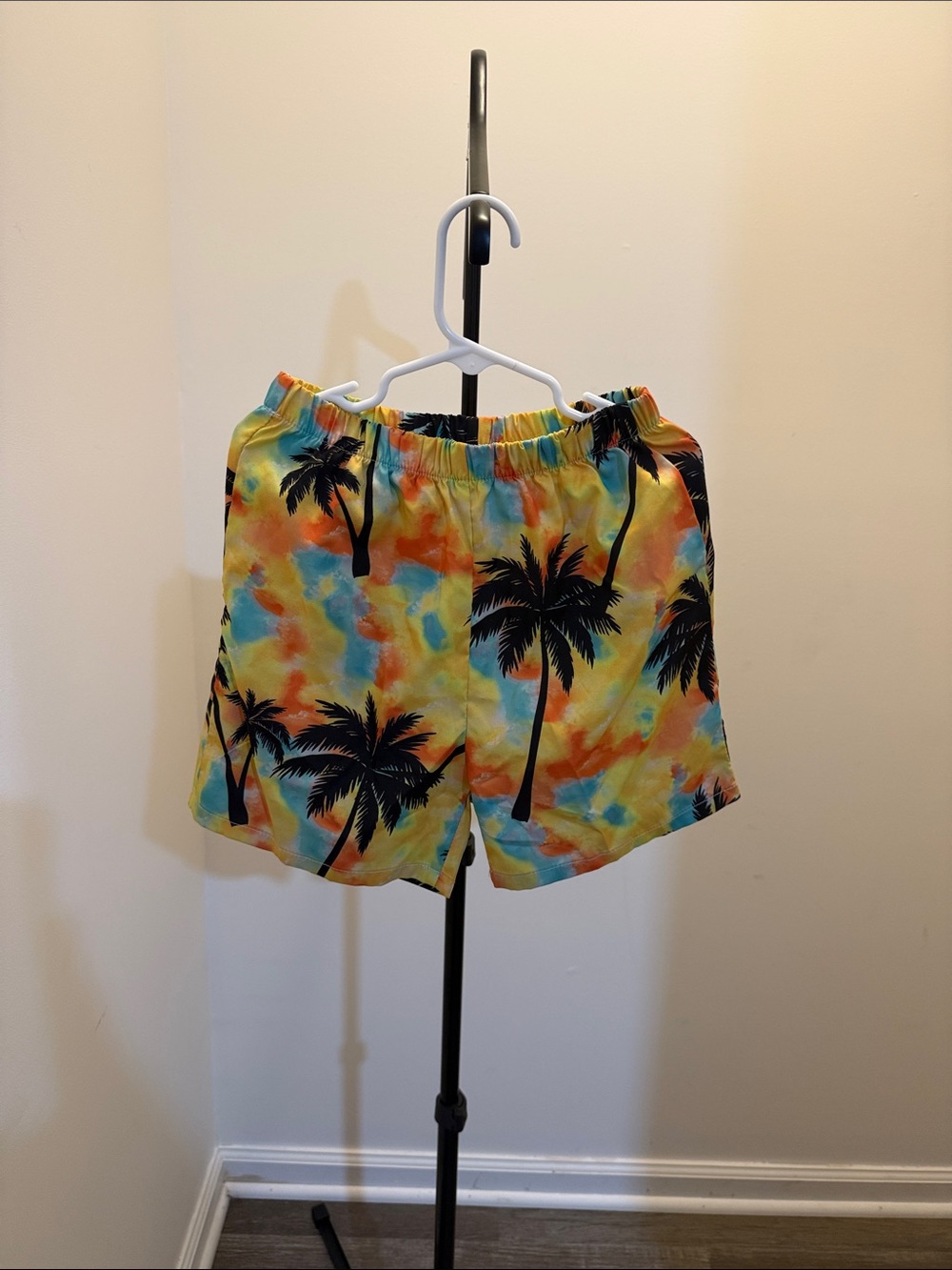 SHEIN Yellow Orange Blue Palm Tree Print Kids Shorts
